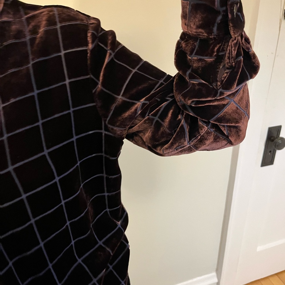 Newport News Brown Velvet Blouse